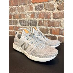 • NEW BALANCE • Silver Gray Athletic Sneakers WSPTLG1 • Ladies size 8.5